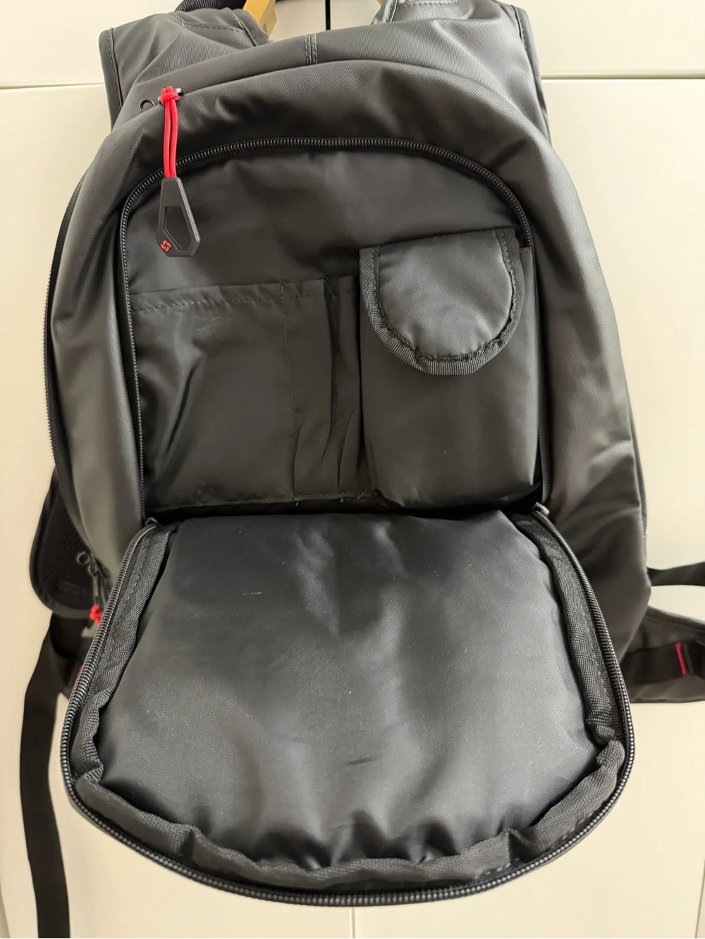 Samsonite Black Backpack with Red Trim - Men's Commuter Laptop Pack